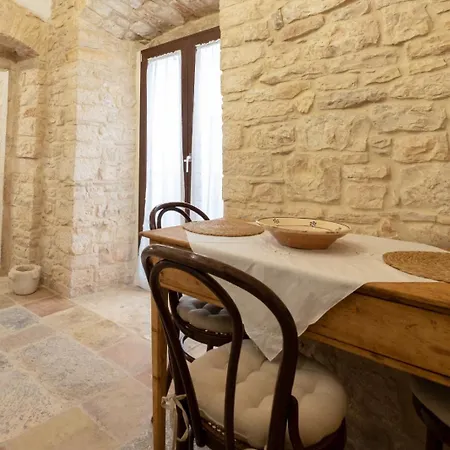 Palazzo Rizzi Dimora Dei Templari 3*