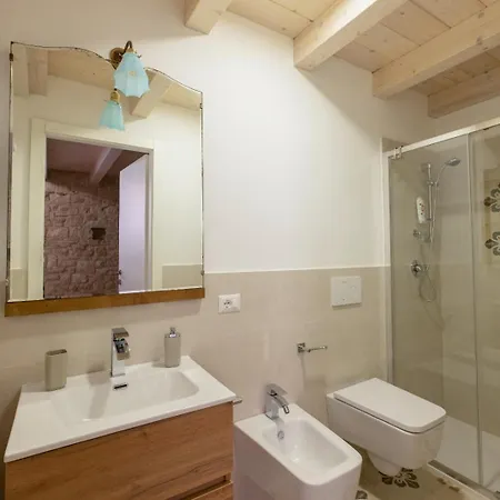 Palazzo Rizzi Dimora Dei Templari 3* Bitetto