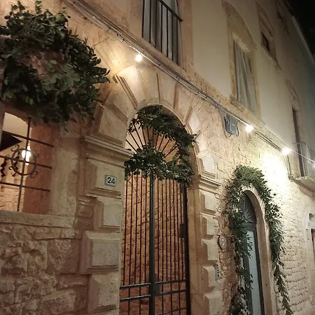 Palazzo Rizzi Dimora Dei Templari 3* Bitetto