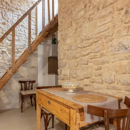 Gasthof Palazzo Rizzi Dimora Dei Templari